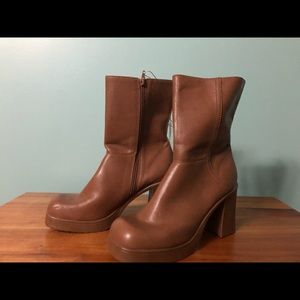 Xhilaration tan boots never worn